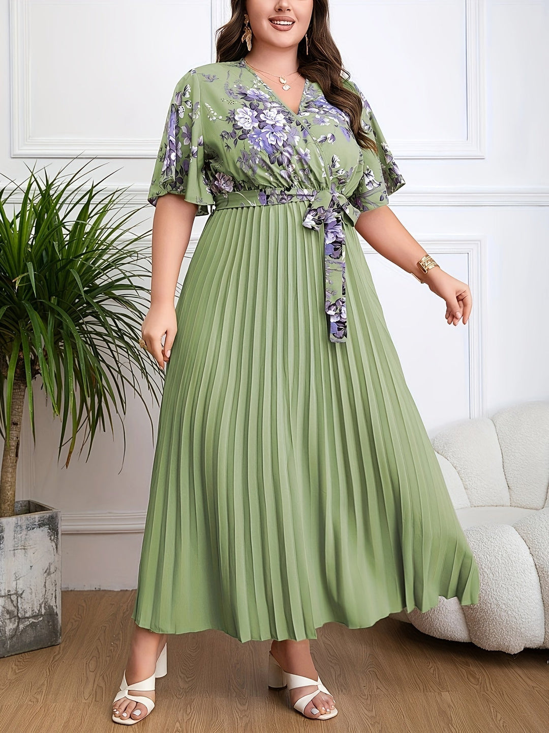 Fleur | Fitted Plus Size Dress