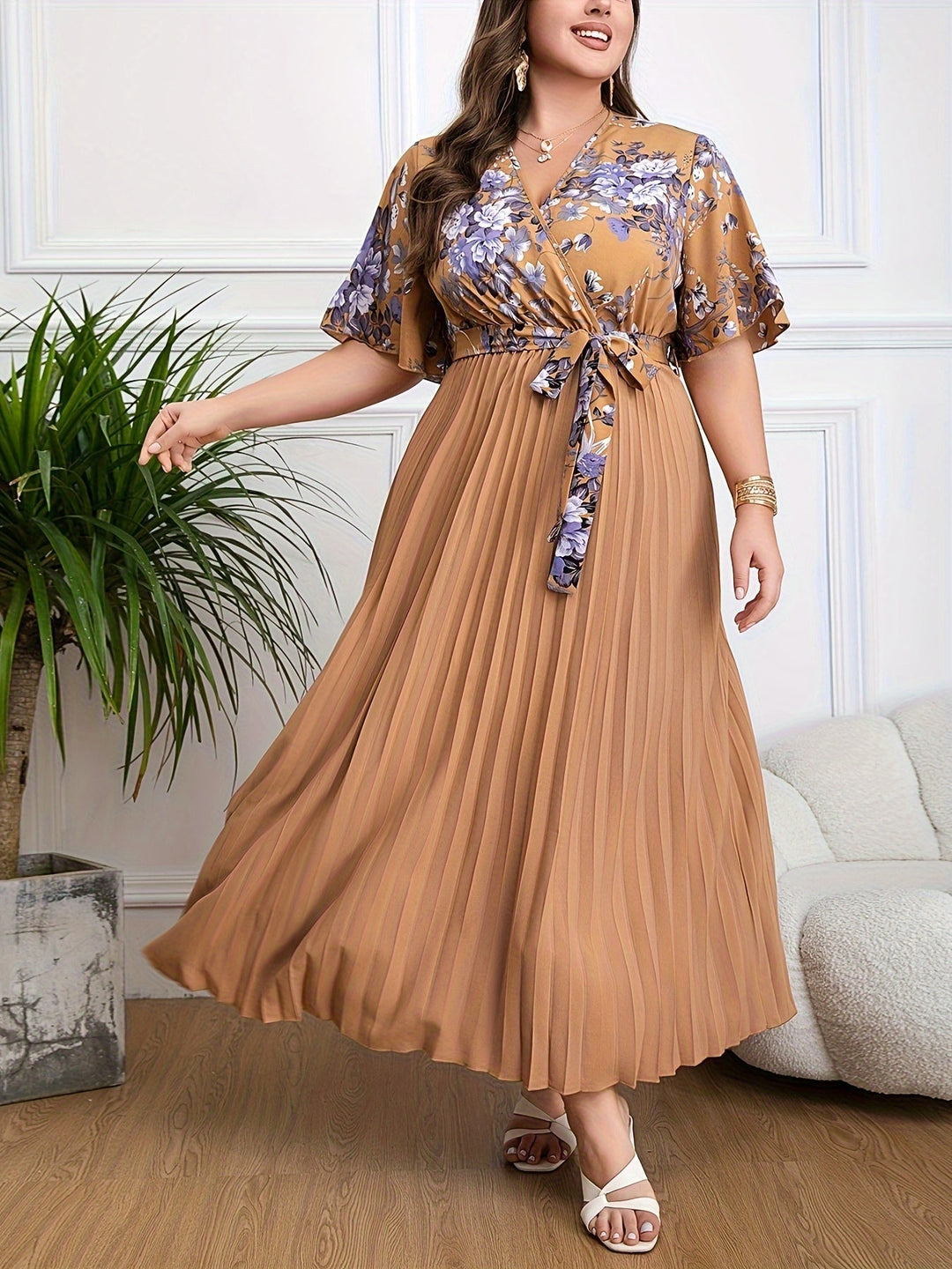 Fleur | Fitted Plus Size Dress