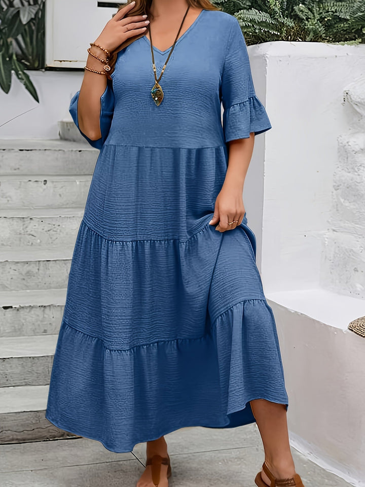 Nena | V-Neck Dress in Plus Size