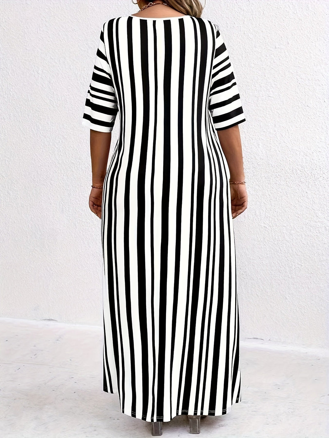 Tara | Striped Dress in Plus Sizes