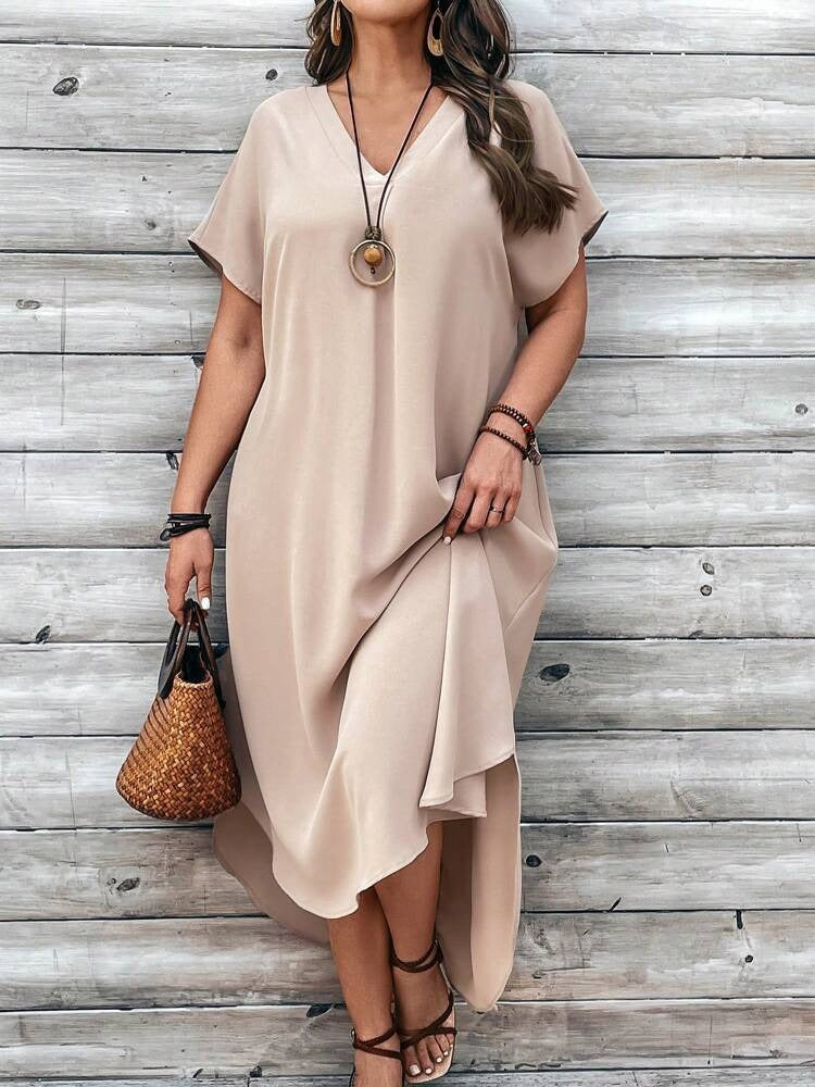 Hailey | V-Neck Dress in Plus Size