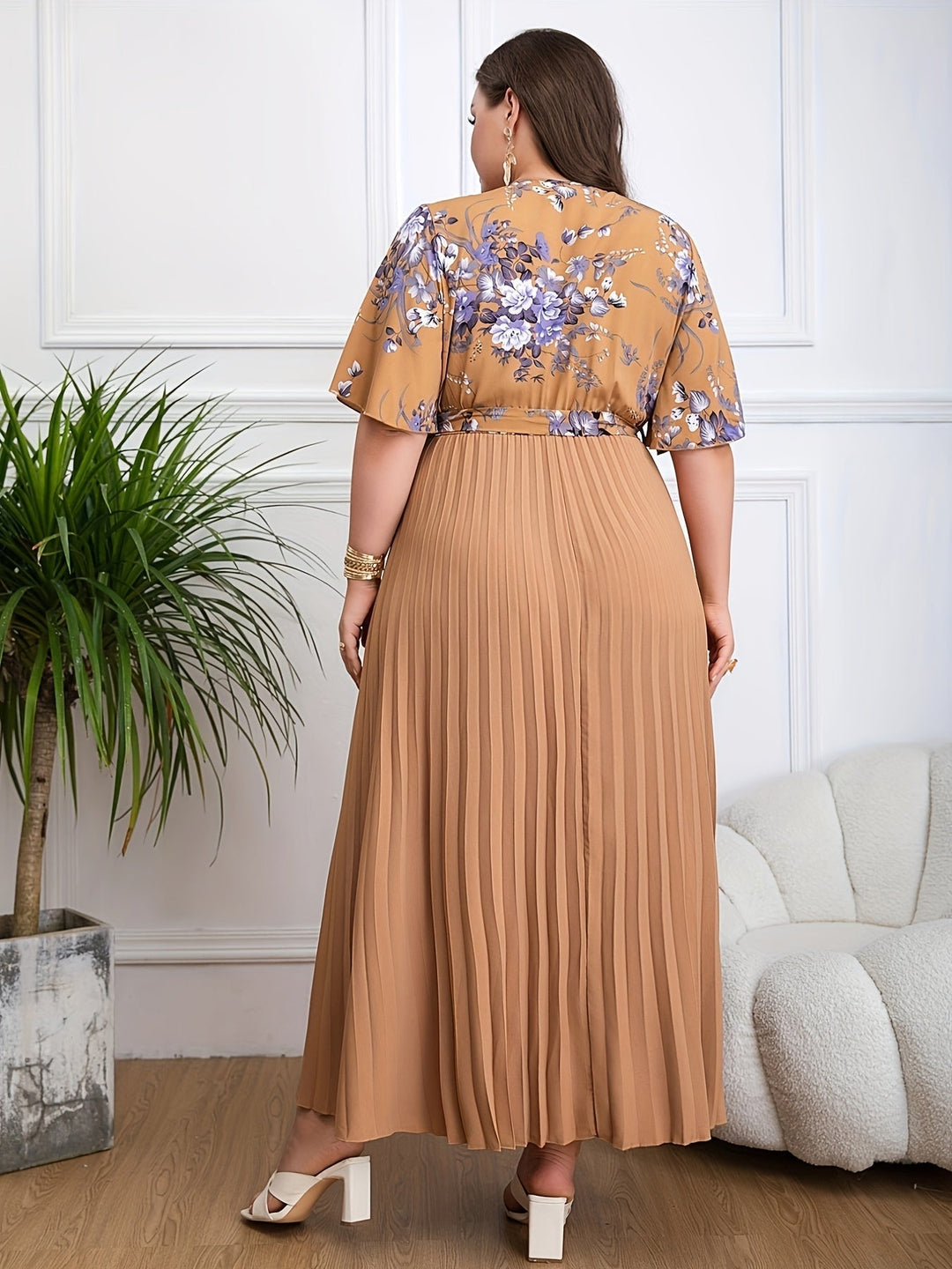 Fleur | Fitted Plus Size Dress
