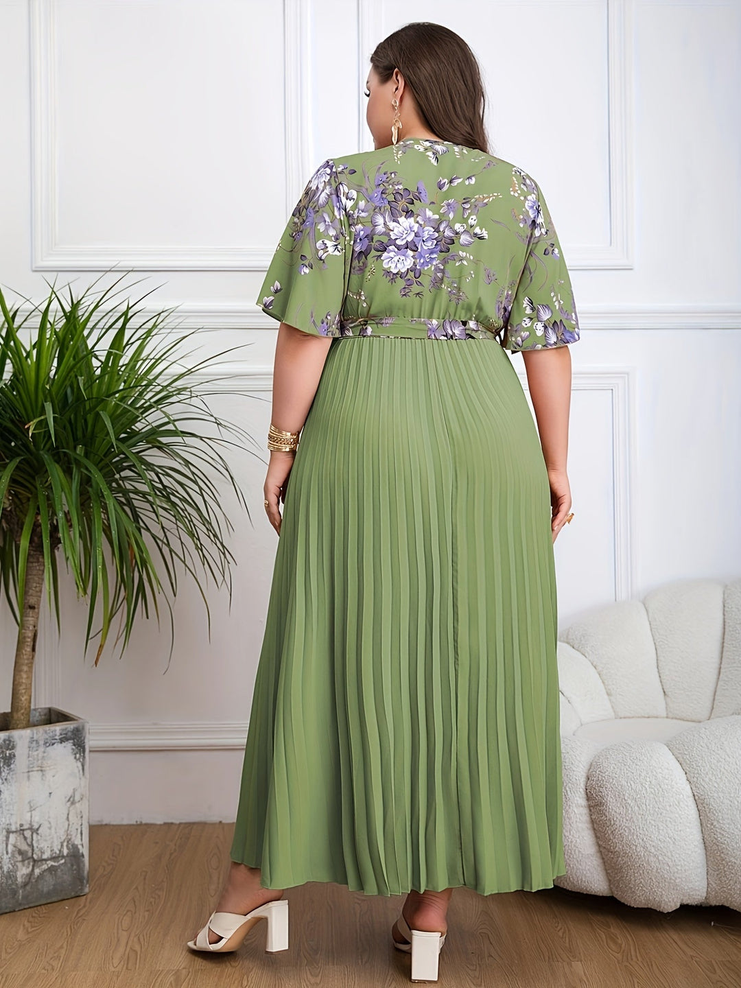 Fleur | Fitted Plus Size Dress