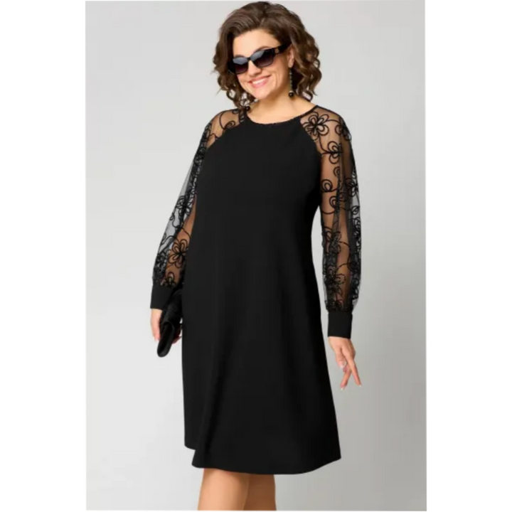 Elara | Elegant Lace Dress in Plus Sizes